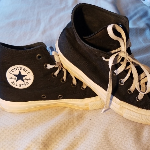 where can i buy chuck taylors 2